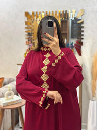 Rougeأحمر